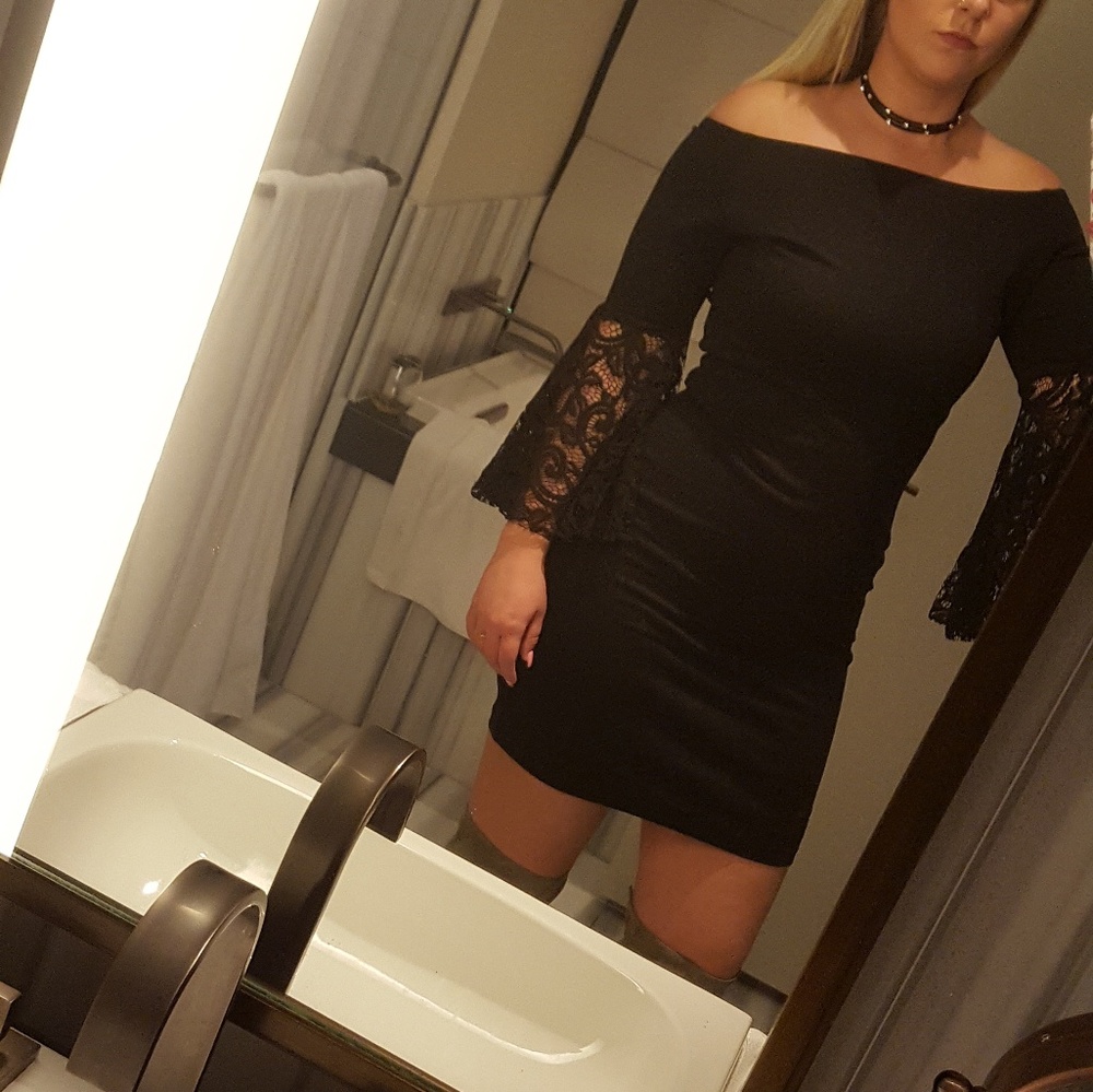 Bar III Black Bell Sleeve Off Shoulder Top - Picture 1 of 6